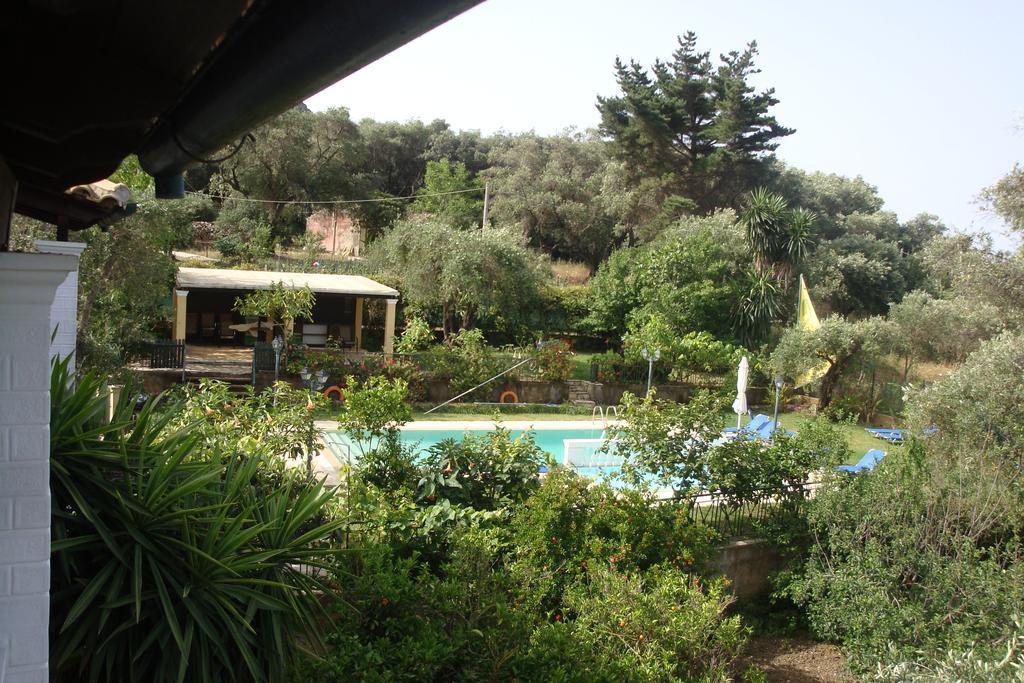Pension Skala Agios Matthaios  Exterior photo